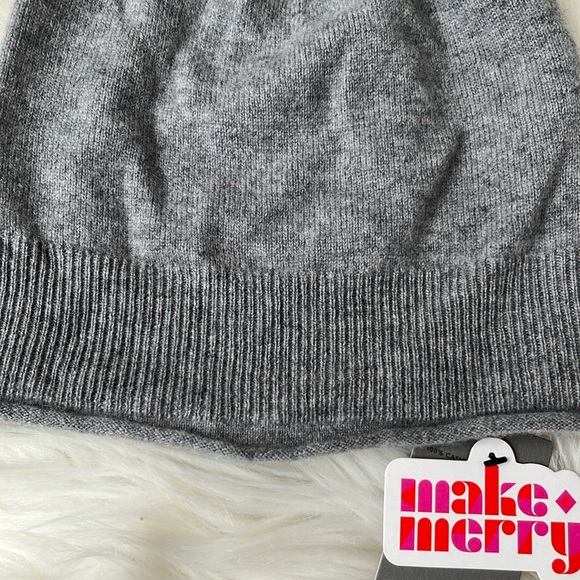 100% Cashmere Knit Beanie Hat - Picture 3 of 5